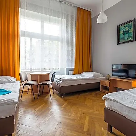Hostel Savoy